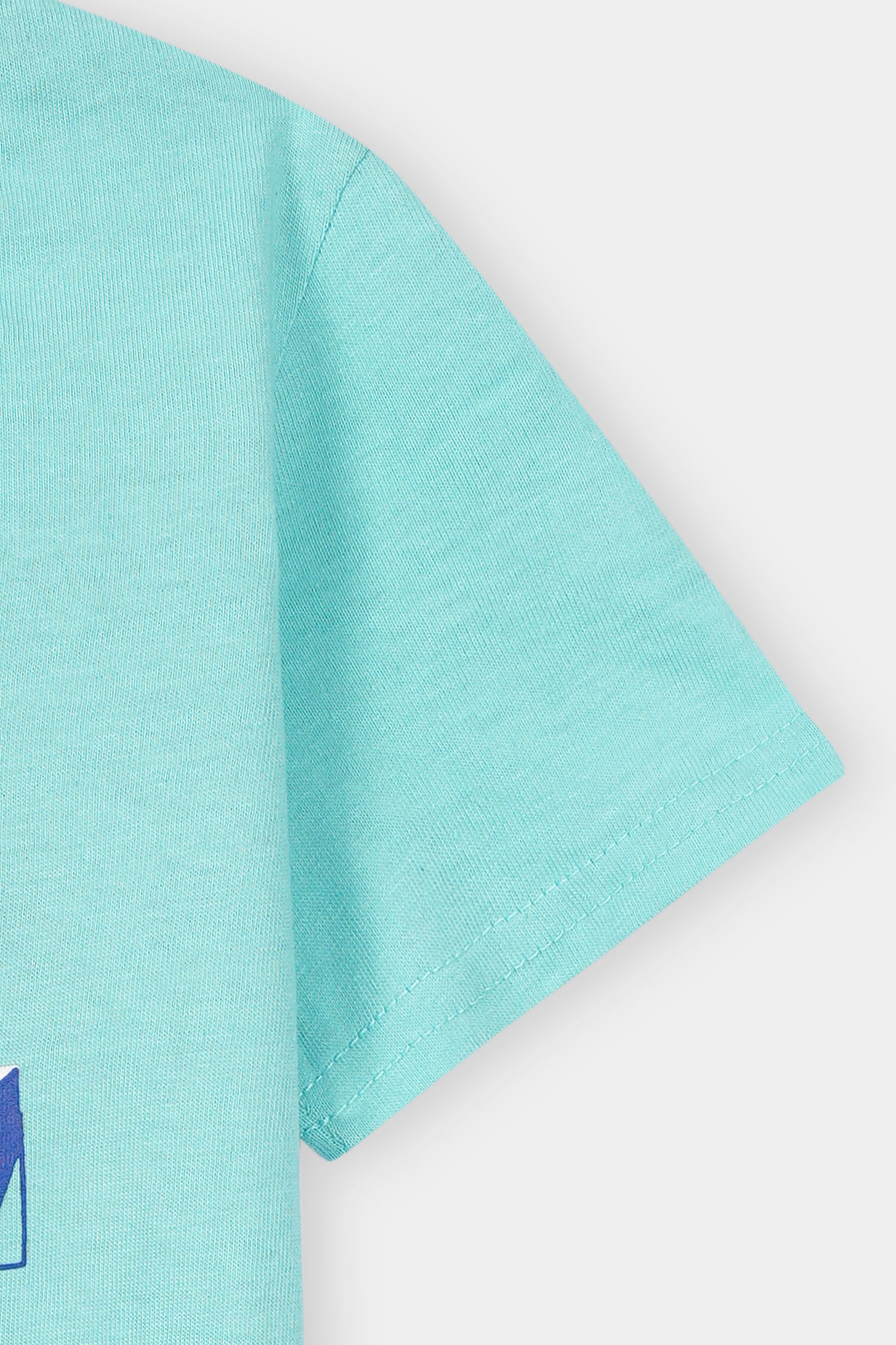 GRAPHIC T-SHIRT