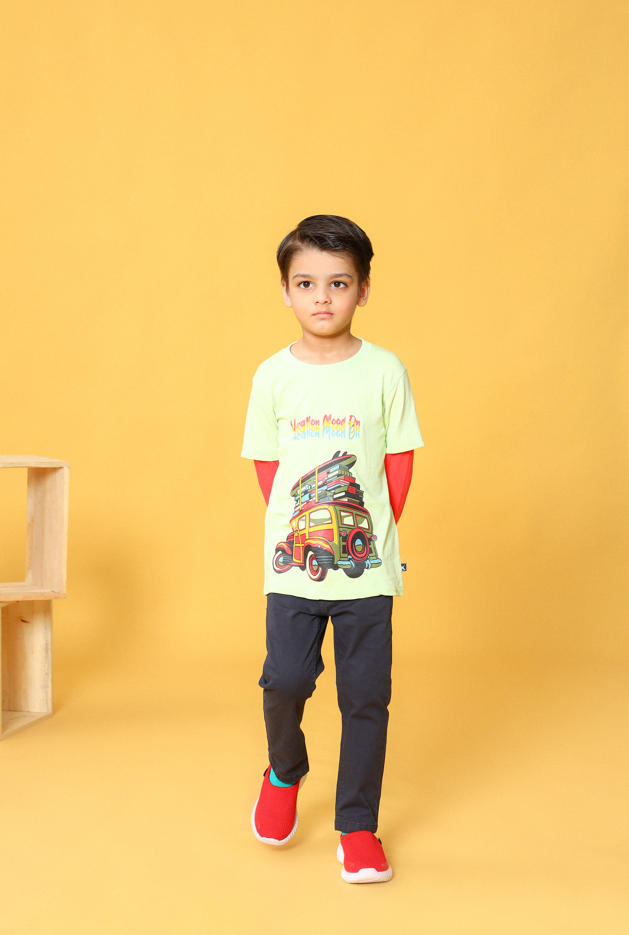 Boys Vacation Mood on Full Sleeve Tee