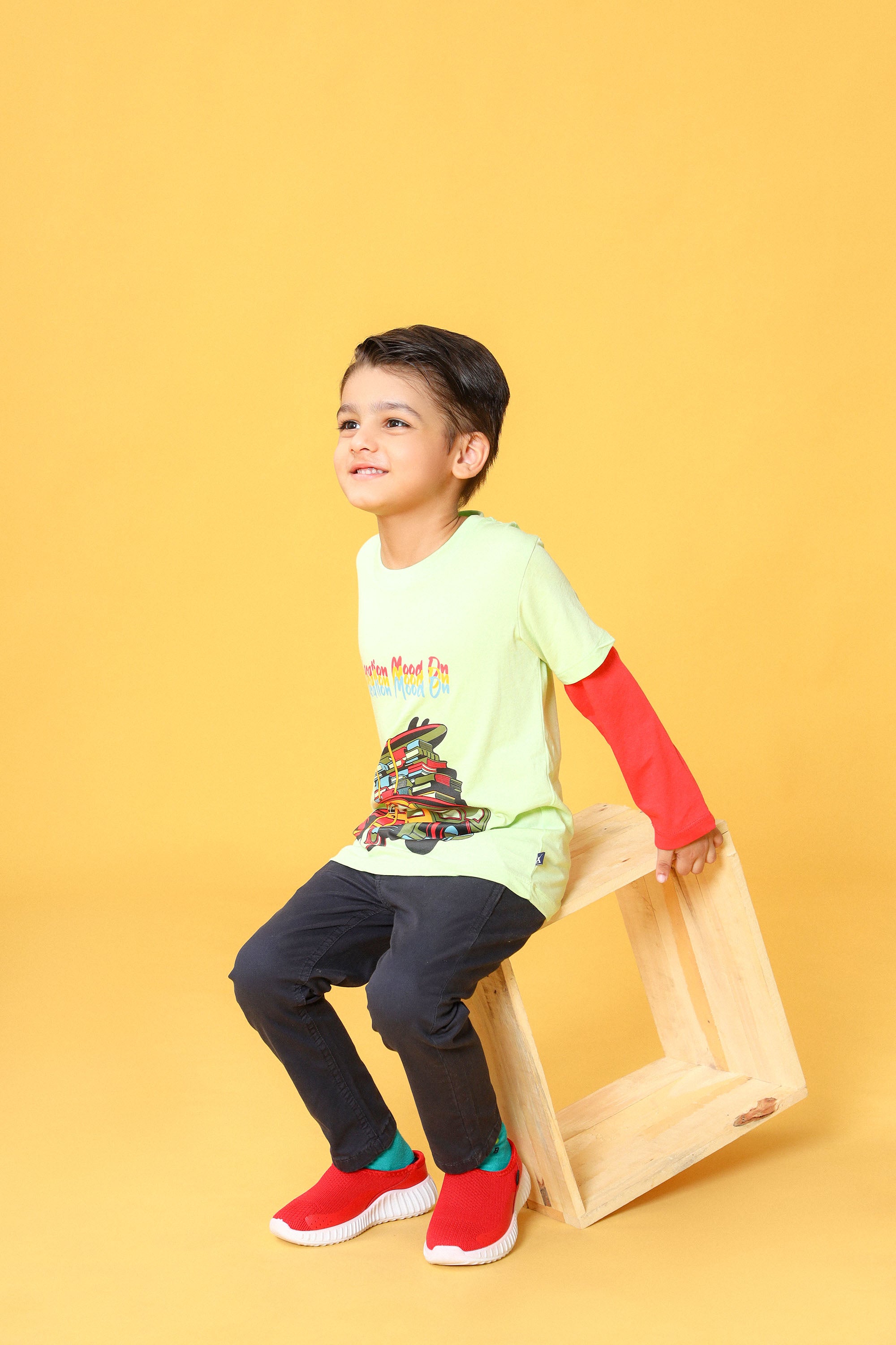 Boys Vacation Mood on Full Sleeve Tee
