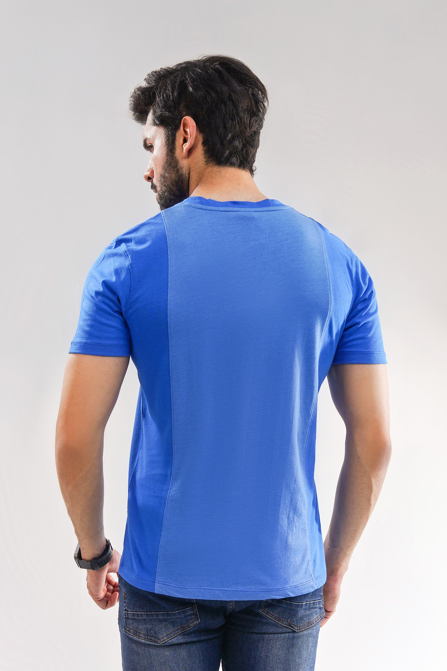 Relaxed Fit V-Neck Men Tee