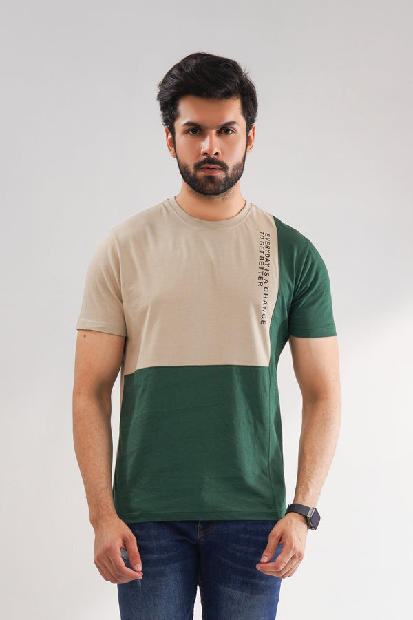 Beige & Green Men T-Shirt
