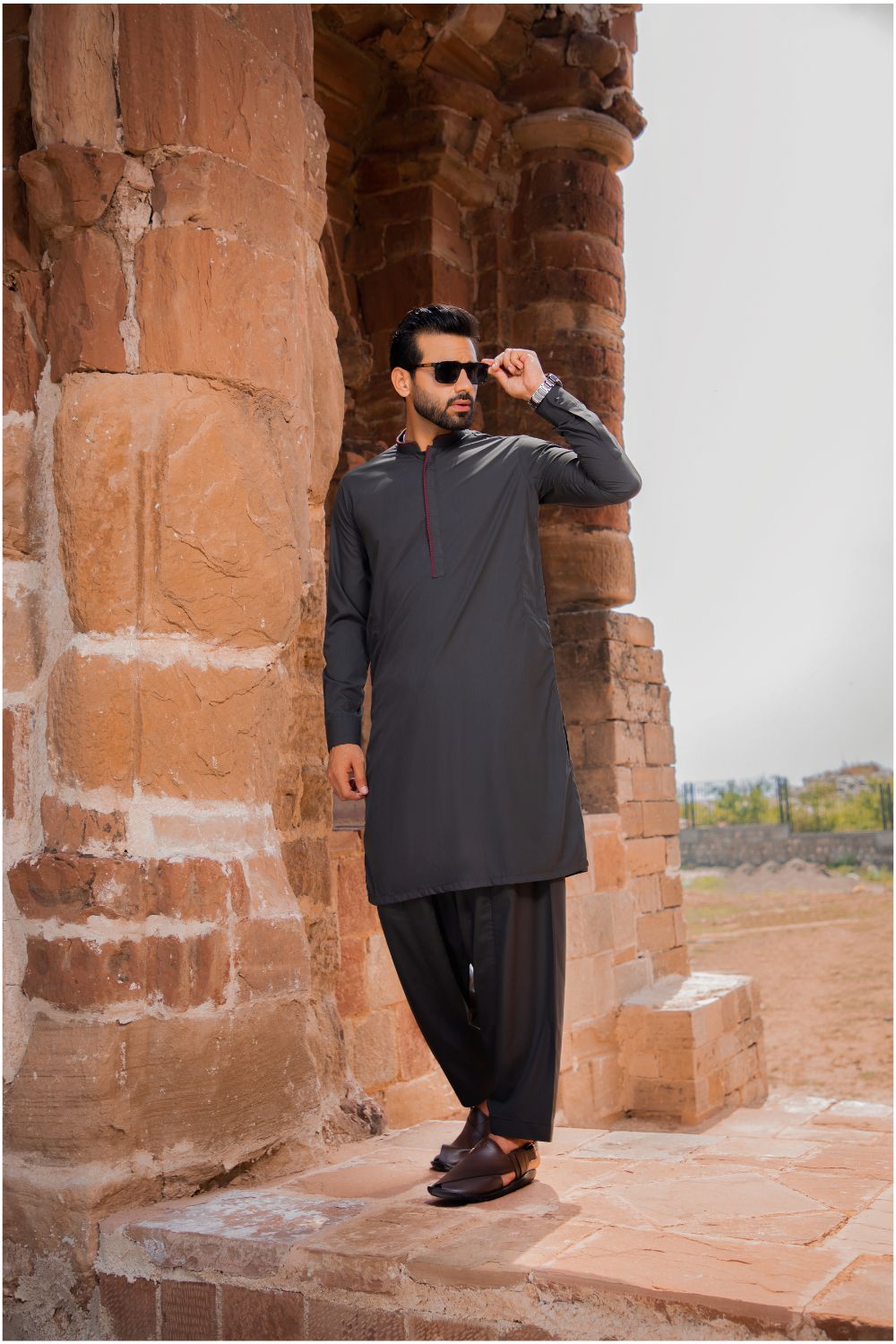 BLACK SHALWAR KAMEEZ