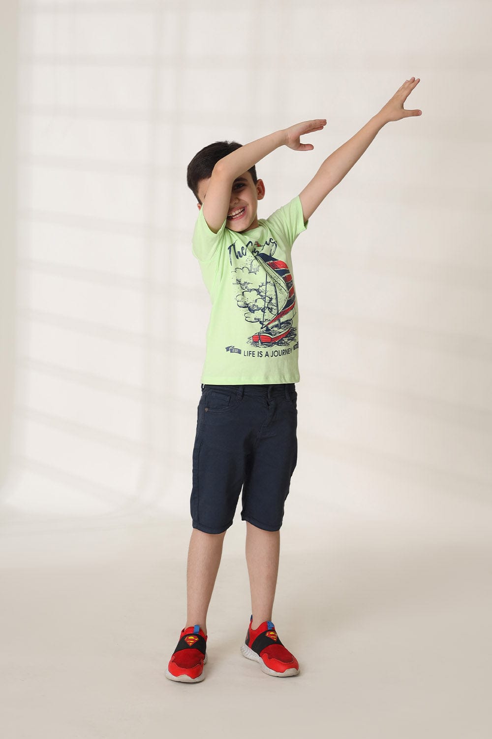 Hope Not Out by Shahid Afridi Boys Knit T-Shirt Light Green Sail Boat T-Shirt for Boys