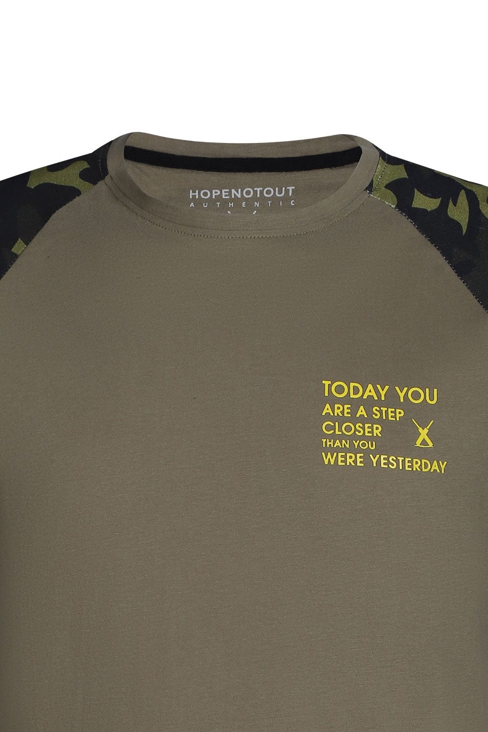 Hope Not Out by Shahid Afridi Men T-Shirt Premium Camo Panelled Raglan  T-Shirt